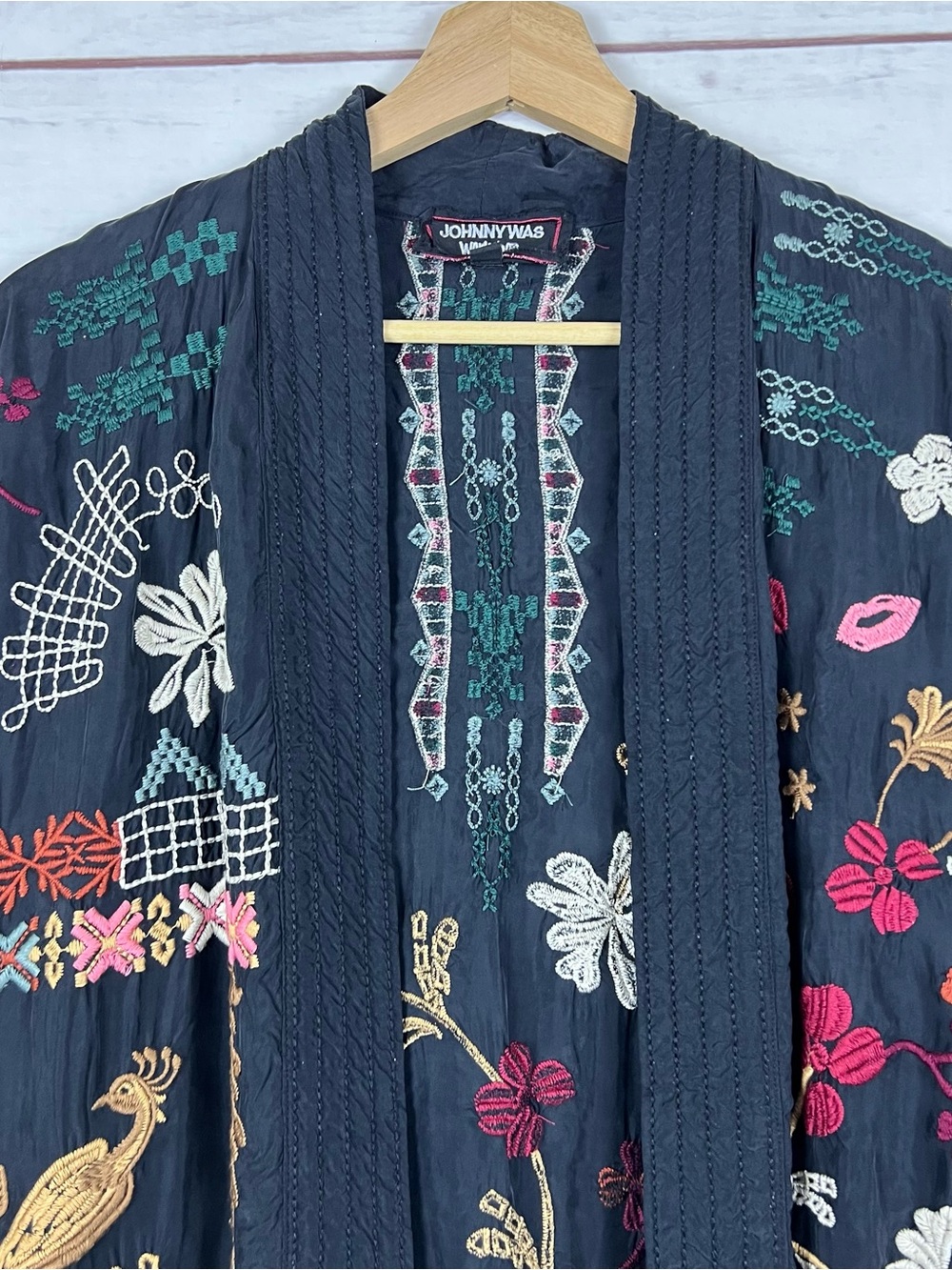 Johnny Was Size Small Zuzu Kimono Floral Bird Embroidered Black Open - Picture 3 of 6